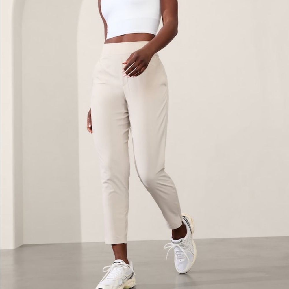 Athleta Brooklyn Ankle Pants in size 4 petite
